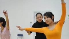 “藝考大軍”連年擴張 藝考培訓(xùn)亂象叢生