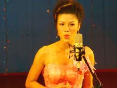 民族声乐松与紧如何处于平行之间呢？