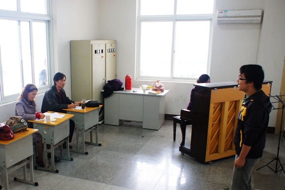 2014年新疆音乐类专业统考时间报名办法
