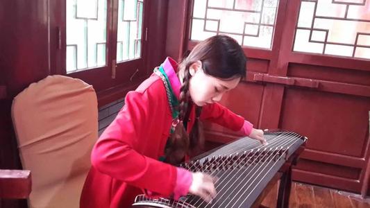 重庆学古筝哪家好？