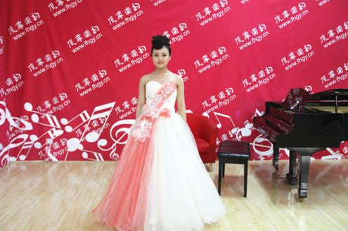 音乐艺考穿什么衣服？