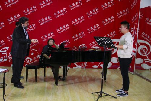 學(xué)聲樂需要多少錢？