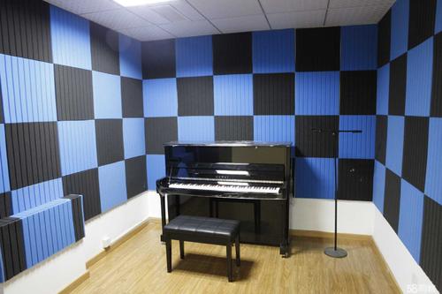 青岛学钢琴一般多少钱？