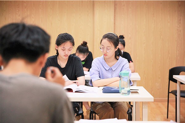 四川音樂學院音樂藝考培訓班哪個好「免費試學」