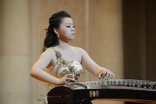 张家口古筝一节课多少钱？