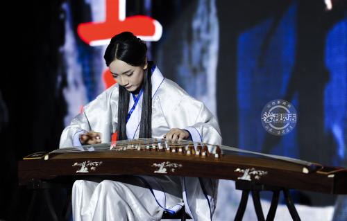 厦门古筝培训班的费用多少钱？