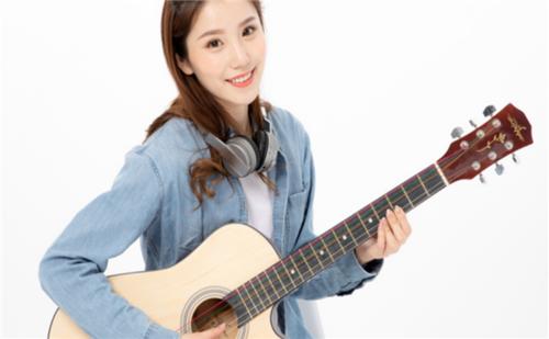 蘇州聲樂培訓班哪家好_多少錢？