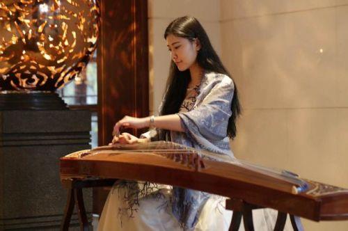 天津学古筝一对一多少钱？