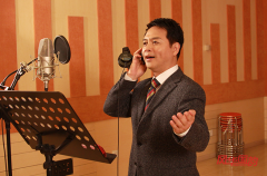 艺考播音主持的培训要多久？