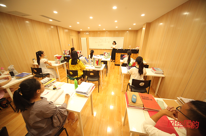 三本大学学费贵吗？哪些三本大学学费低？