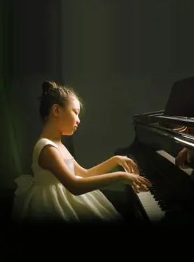 杰出少年郝芯蕾钢琴独奏音乐会