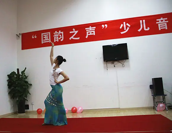 风华国韵老师谈少儿学习舞蹈的九大好处