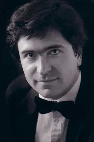 Roumen Kroumov 钢琴与作曲艺术指导