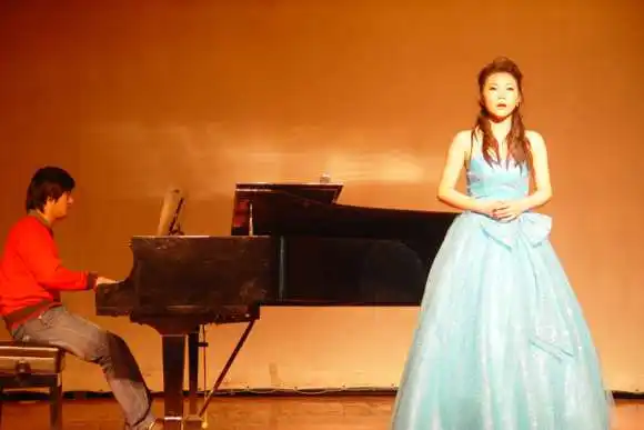 为什么声乐演唱时音色难听？