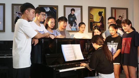 福州学声乐在哪里学比较好？