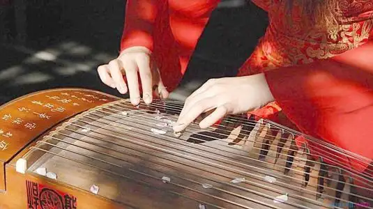 芜湖学古筝多少钱一个月?