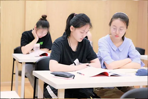 深圳音乐生高考集训培训机构哪个好「免费试学」