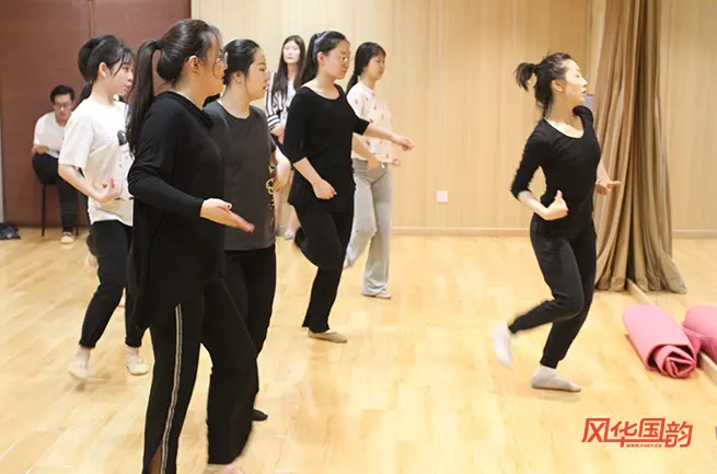 杭州舞蹈培训学校哪家好_哪个好_学费多少？