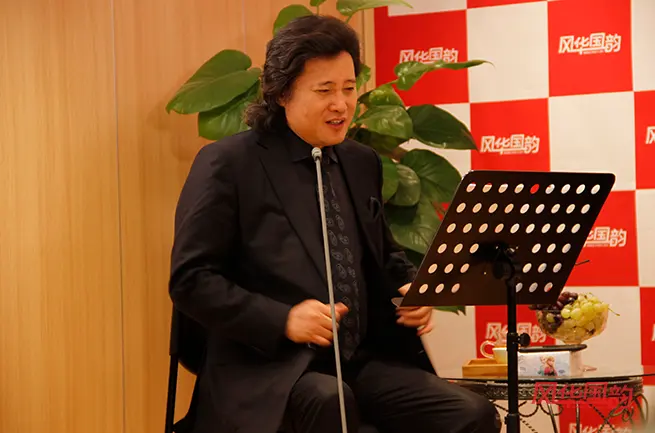 高中播音主持花多少钱？